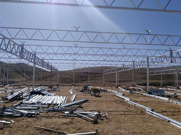 銅川溫室大棚工程骨架安裝